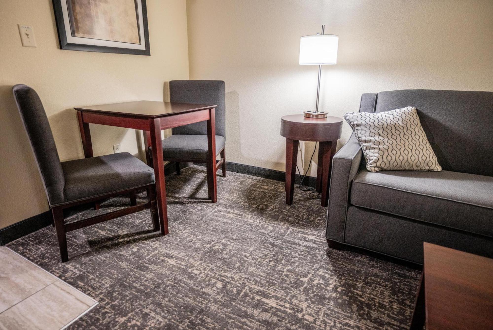 Cobblestone Hotel & Suites - Lamar Luaran gambar